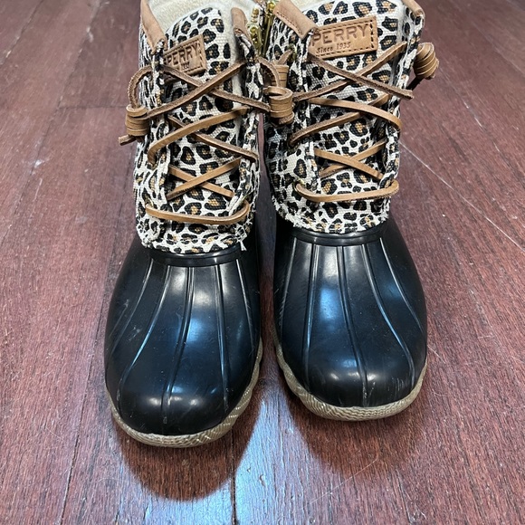 Sperry duck boots worn twice - Picture 1 of 2
